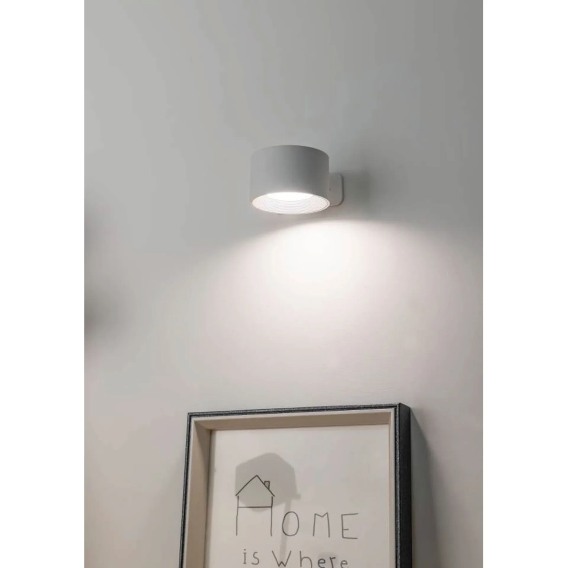 Sale Eglo MURAGLIE RUND GENOPLADELIG VÆGLAMPE HVID