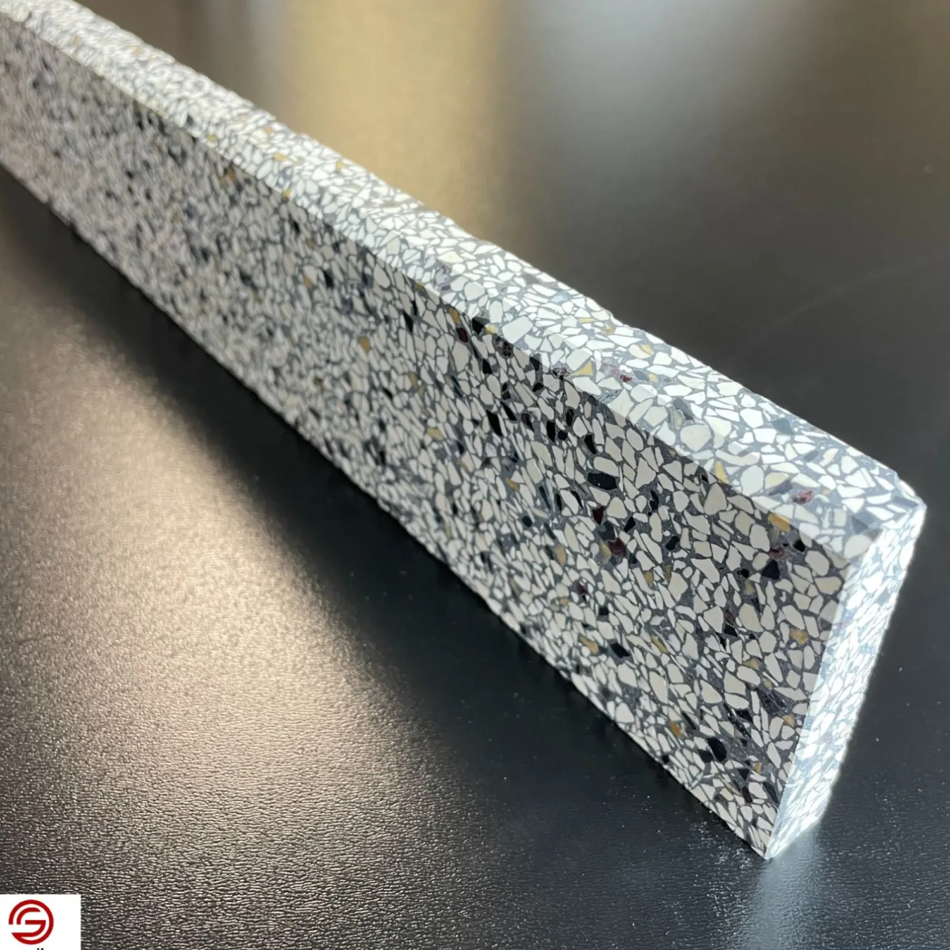 Hot Granit.dk LISSABON TERRAZZOSOKKEL 7,5X40