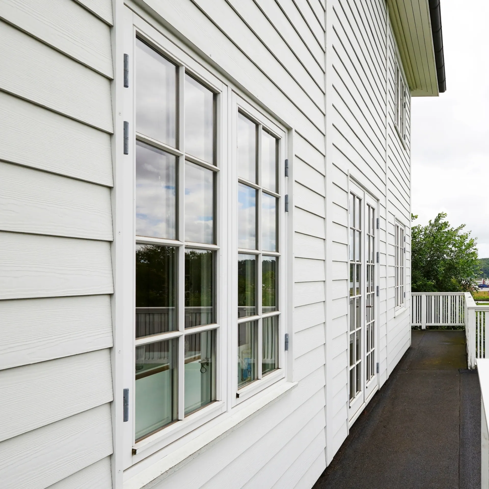 Best James Hardie TRÆSTRUKTUR HARDIEPLANK 8 X 180 X 3600 MM HVID
