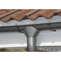 Discount Lindab RAINLINE R TAGRENDE 3000 MM STÅL MET. 045