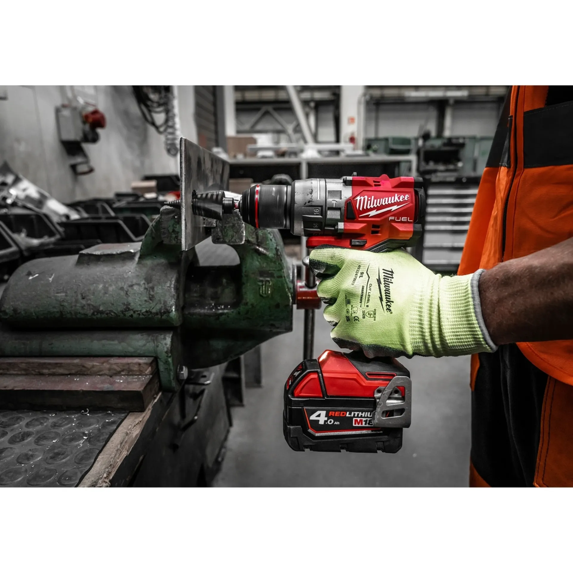 Best MILWAUKEE M18 FPD3-402C SLAGBOREMASKINE AKKU MED BATTERI OG LADER