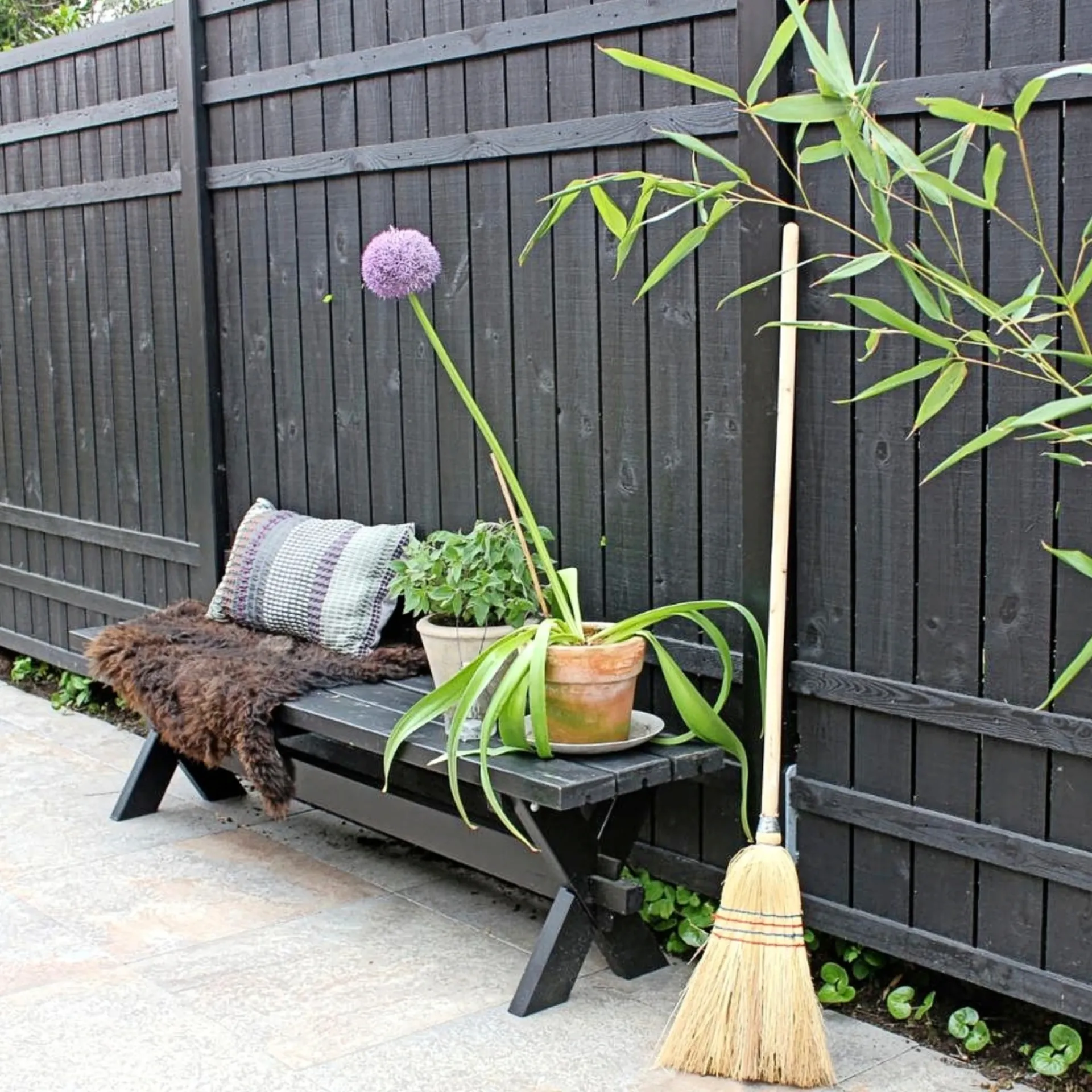 Discount Plus RUSTIK TRÆHEGN FUNGICIDBEHANDLET & GRUNDMALET 2 GANGE SORT 180 X 180 CM