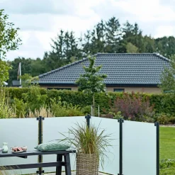 Online Plus STÅLSTOLPE VARMGALVANISERET OG PULVERLAKERET GRÅSORT 4.24 X 4.24 X 96 CM