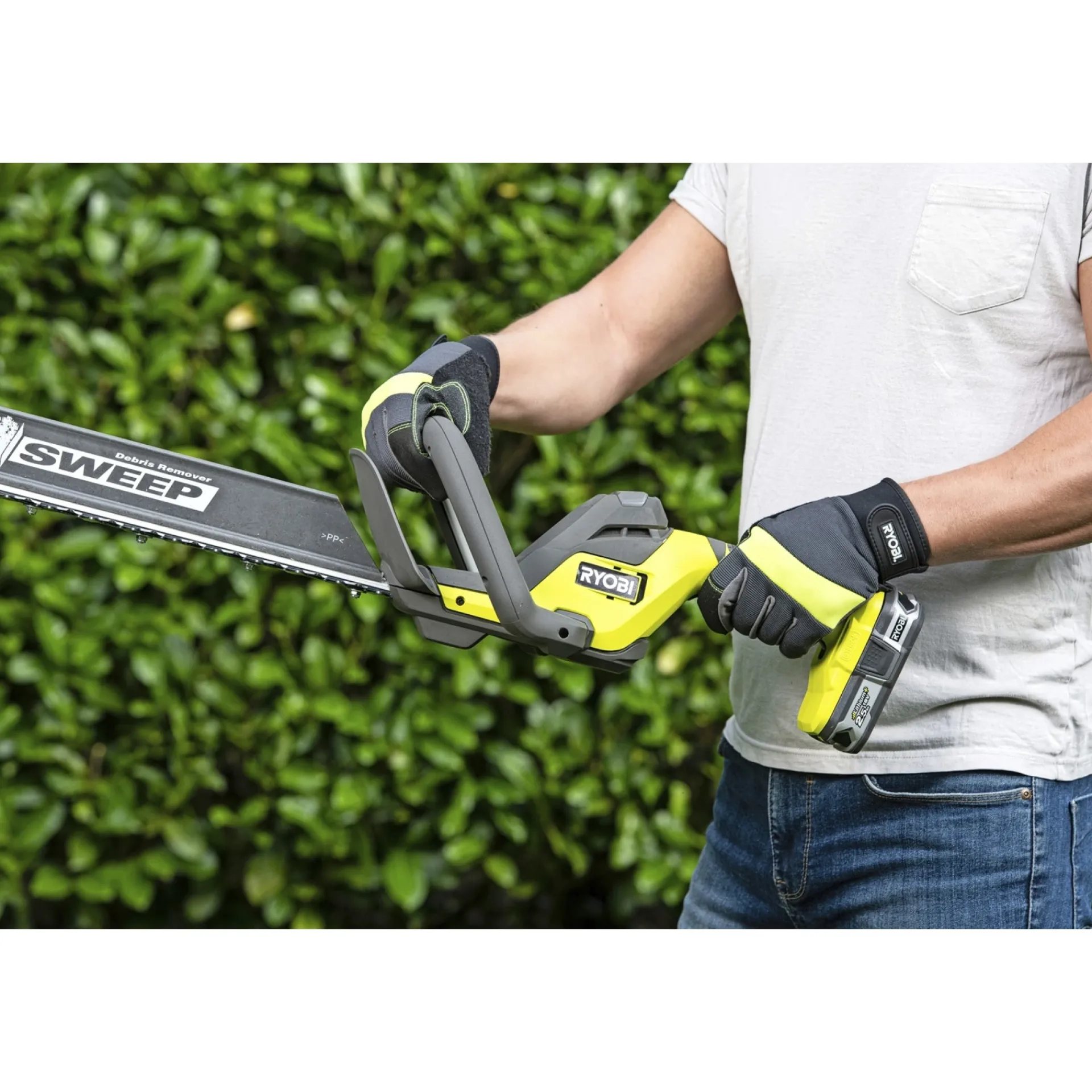Clearance Ryobi ONE+ RY18HT55A-0 HÆKKEKLIPPER 55 CM UDEN BATTERI OG LADER