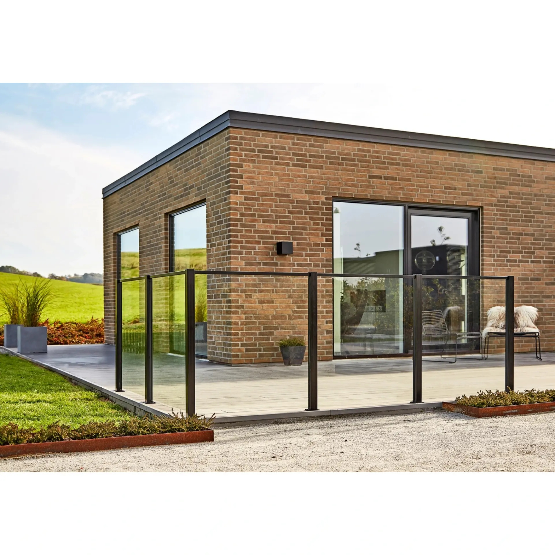 Outlet Skagen SYSTEMHEGN STOLPE SORT ALUMINIUM 5 X 125 X 5 CM